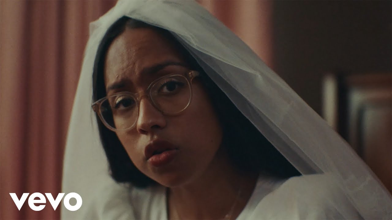 Jensen McRae - Savannah (Official Video)