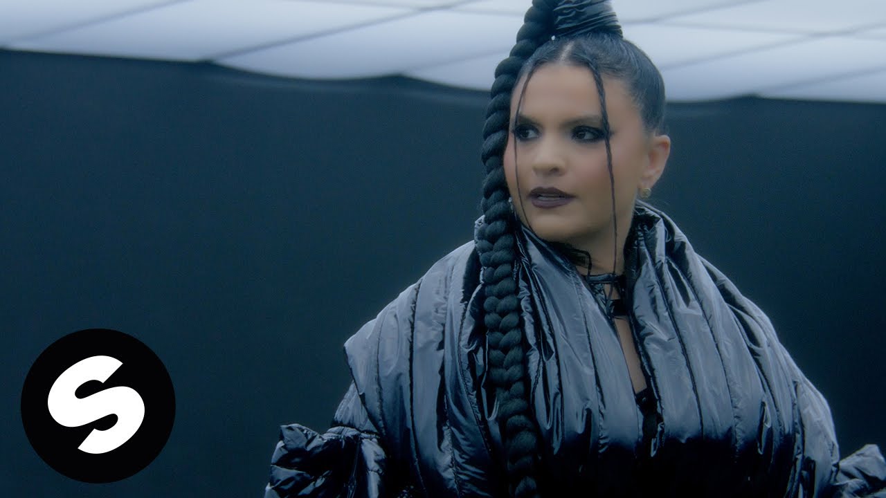 VASSY - Midnight (Official Music Video)