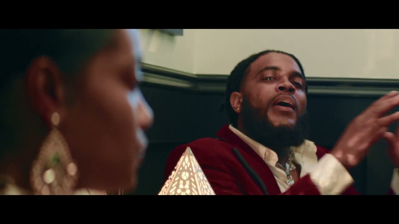 Recoechi - GOLDEN ft. JazStarr (Official Video)