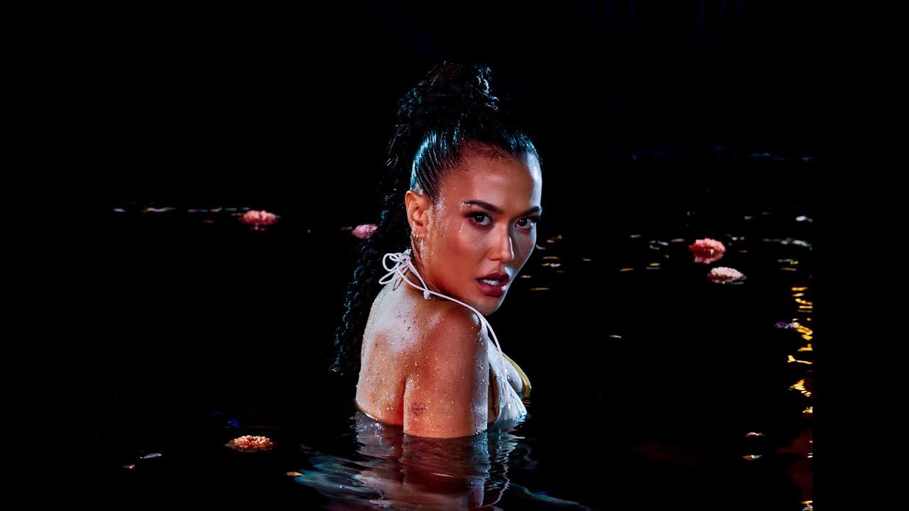 yuniVERSE   back2me official video