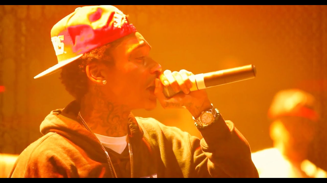 Wiz Khalifa - Champagne [Official Visualizer]