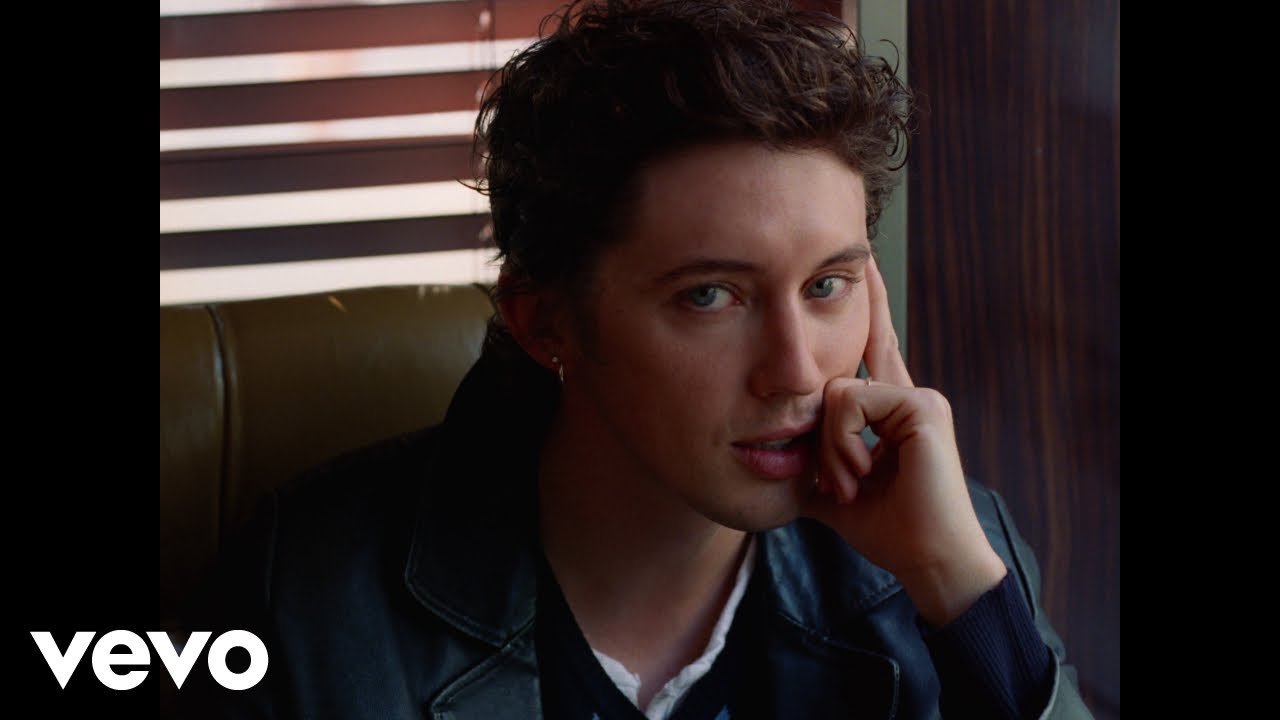 Troye Sivan - She’s the Best (Official Music Video)