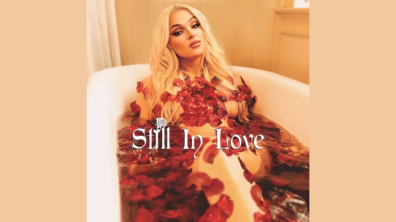 Sophia Dashing - Still in Love (Official Audio)