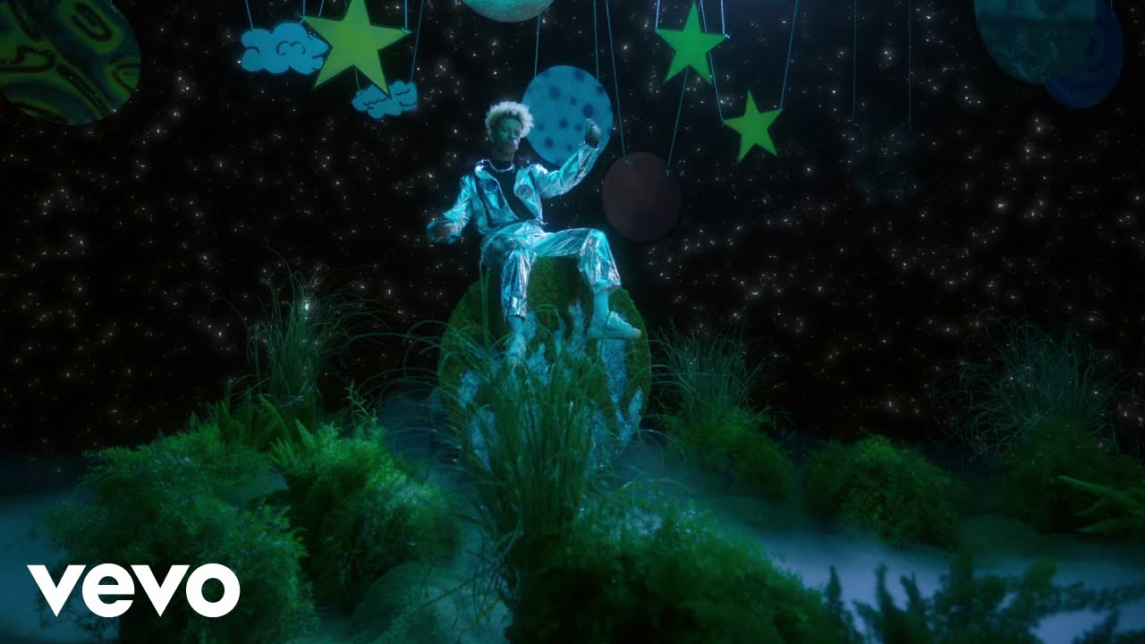 Malachiii - Love Me (Official Video)