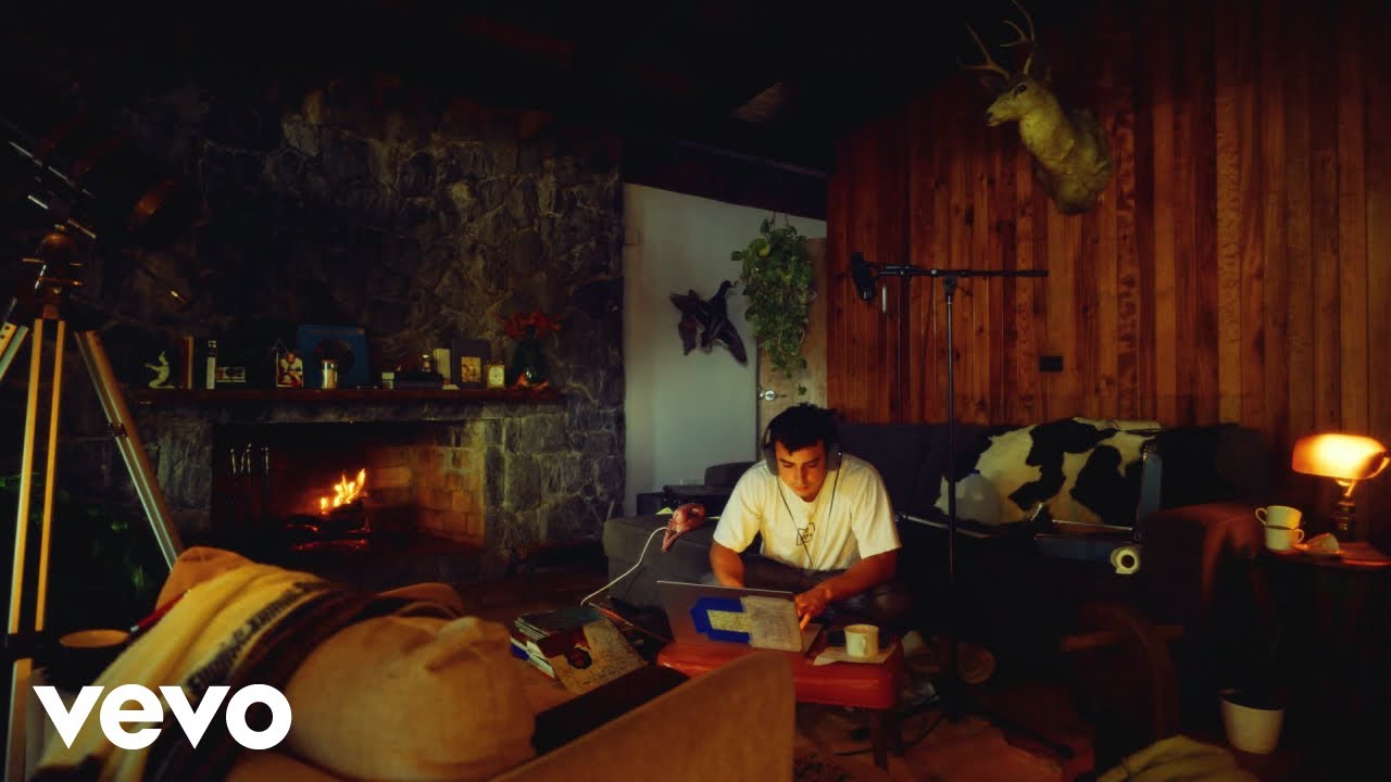 Pink Pablo - ME CANSÉ DE ESTAR MUERTO (Visualizer)