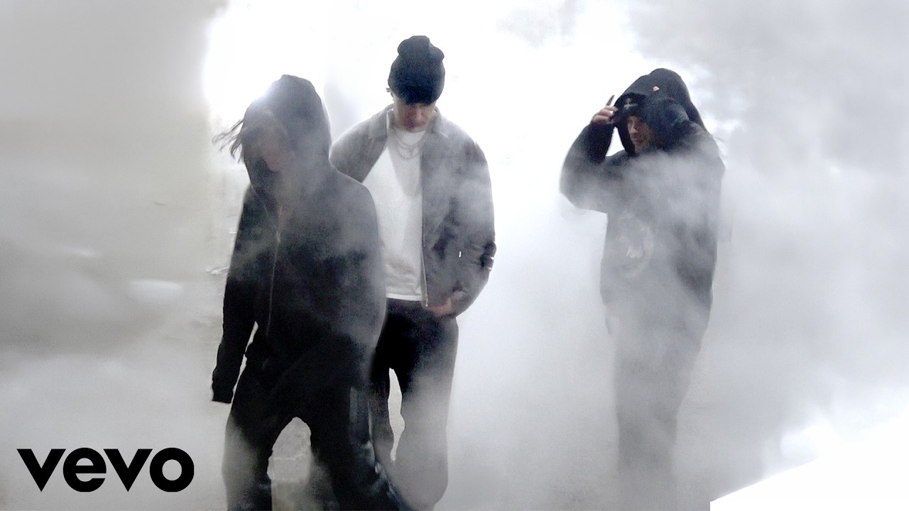 LE YORA (SOMMA, JEWELS, YUMA) - NC-17 (Official Music Video)