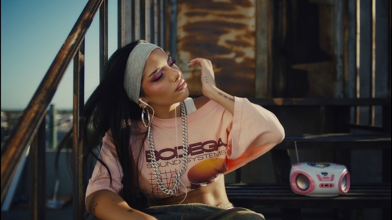 Huda Mustafa - Material World (Official Music Video)