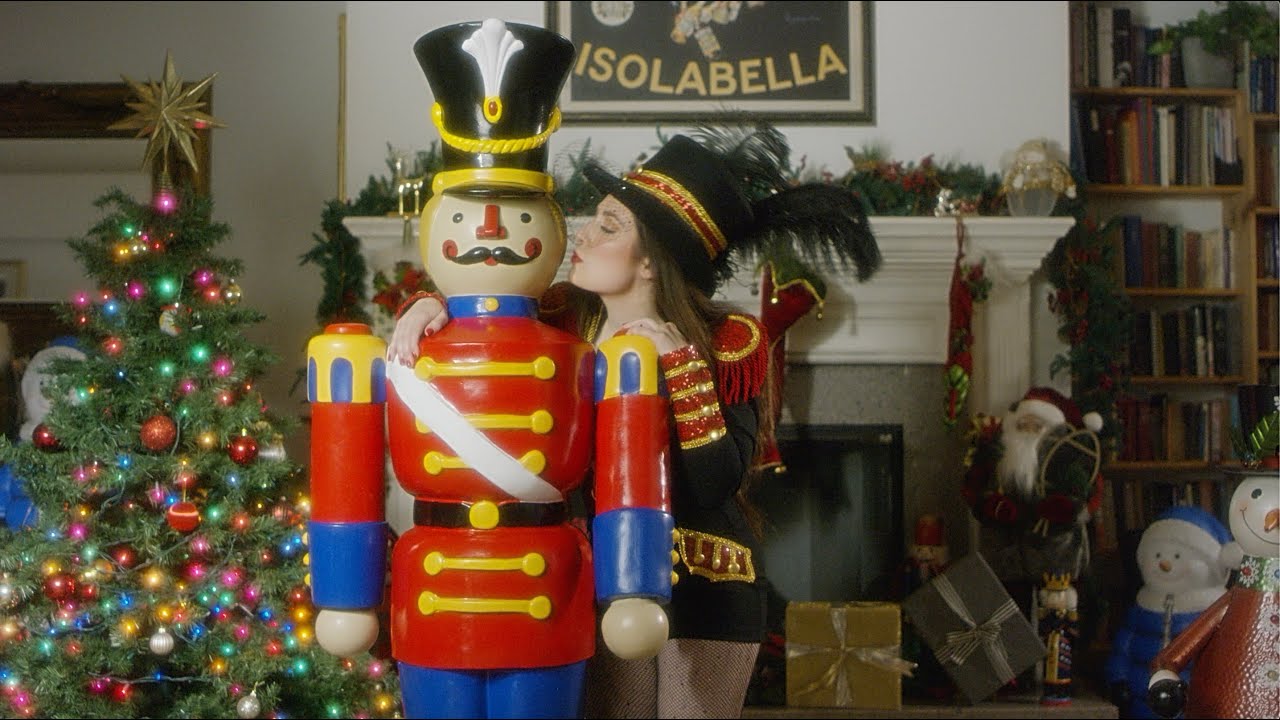 Harper Starling - Snow Cone Christmas (Official Music Video)