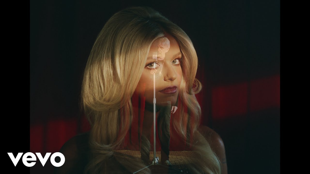 Carter Faith - Bar Star (Official Music Video)