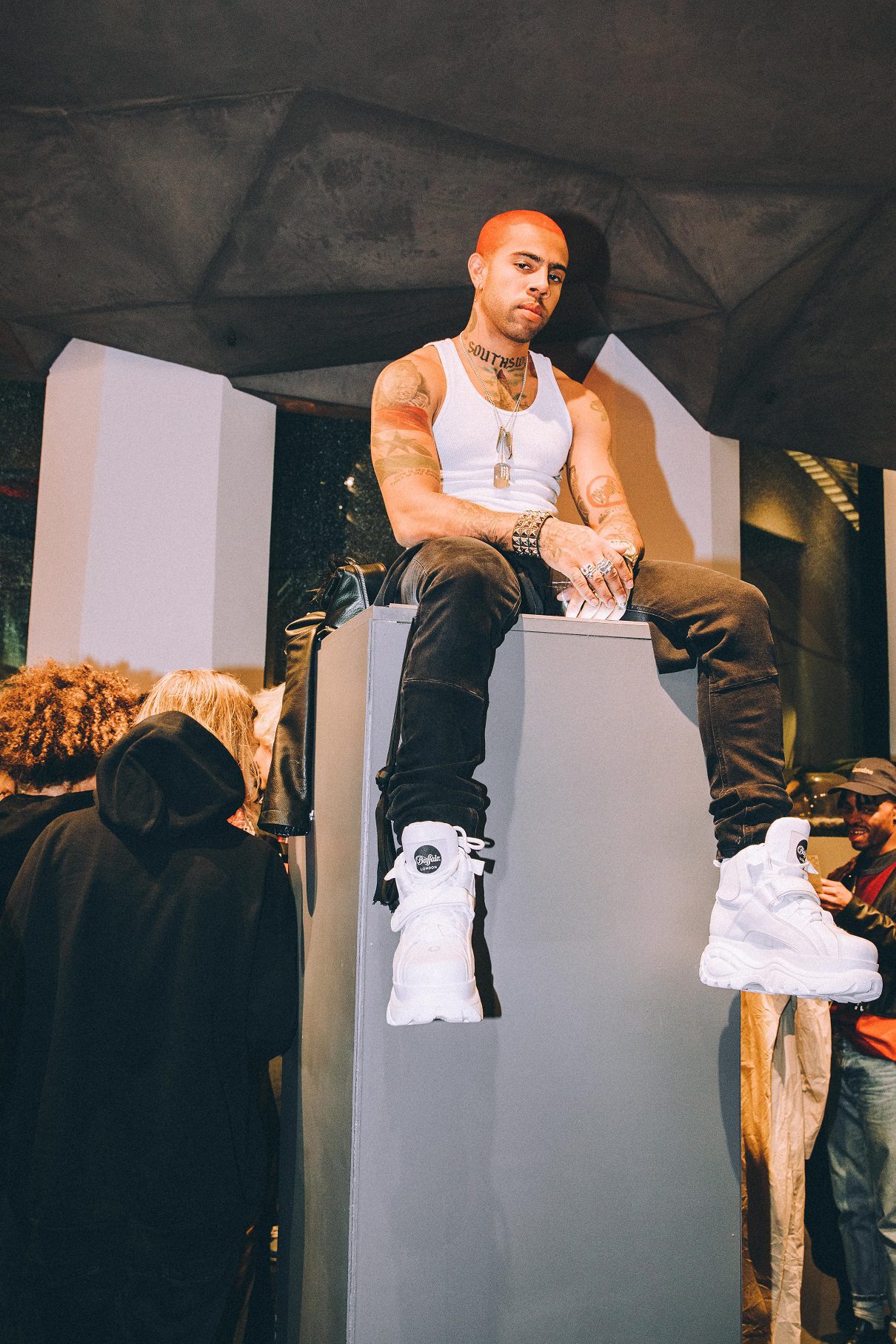 chap meget fint kapacitet BUFFALO LONDON MAKES NYFW DEBUT AT NEXT CENTURY FEATURING VIC MENSA,  CLERMONT TWINS & ASIAN DOLL - The Garnette Report