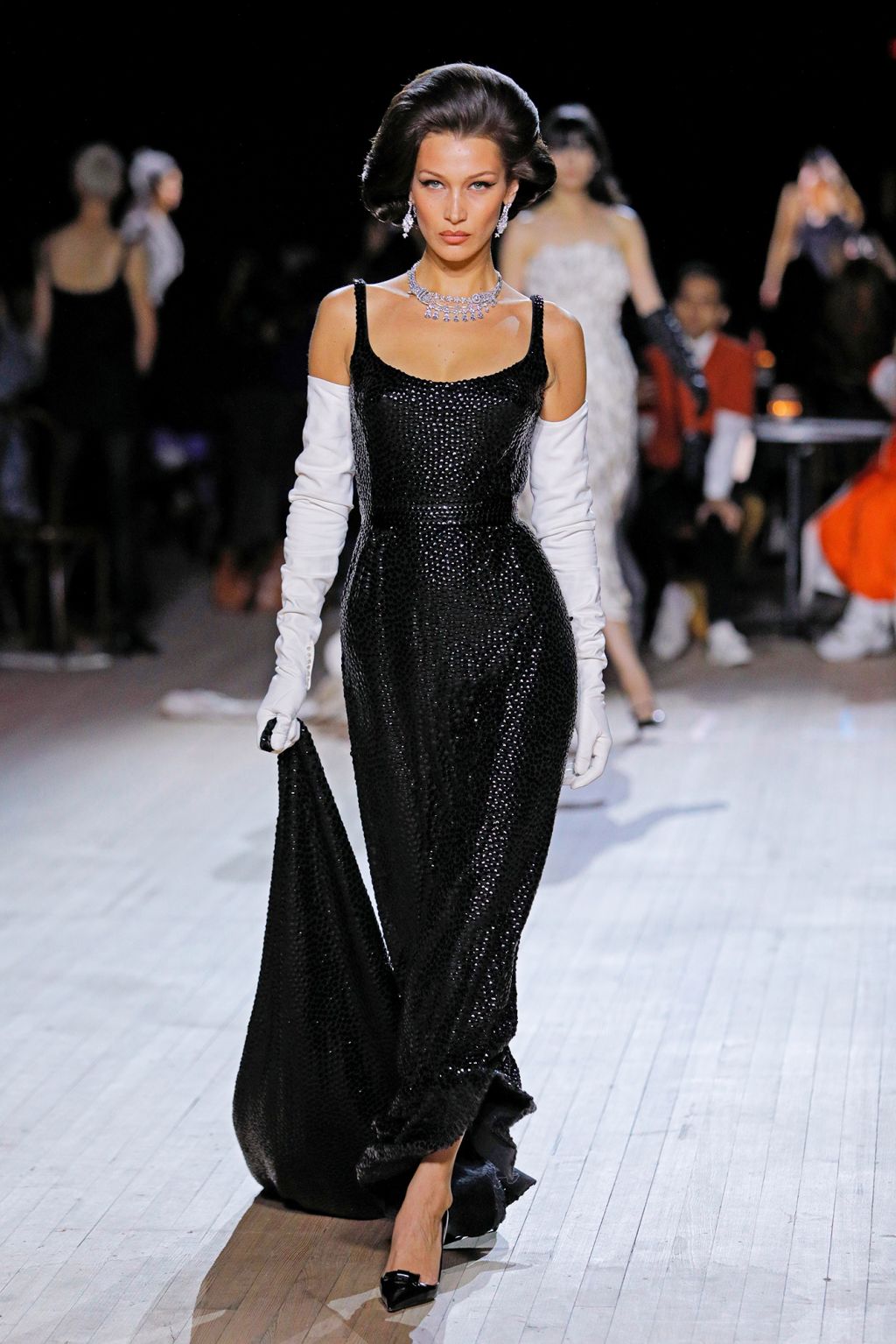 The Rise of Opera Gloves in High Fashion - The Garnette Report