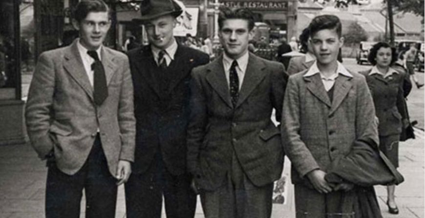 Men in 1930s fashion, Oppenheimer-esque
