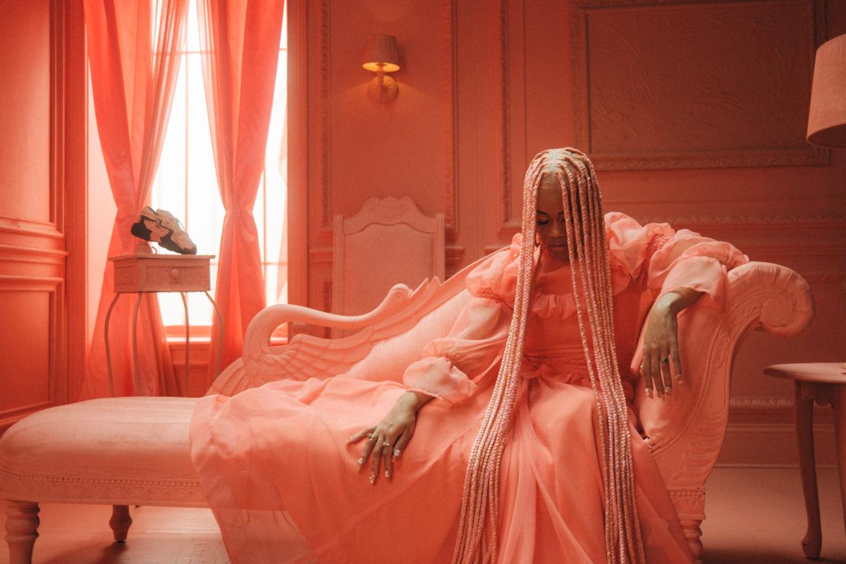 Fat Nwigwe Knows She’s A “QUEEN”